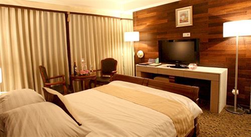 Hotel Samjung 4*