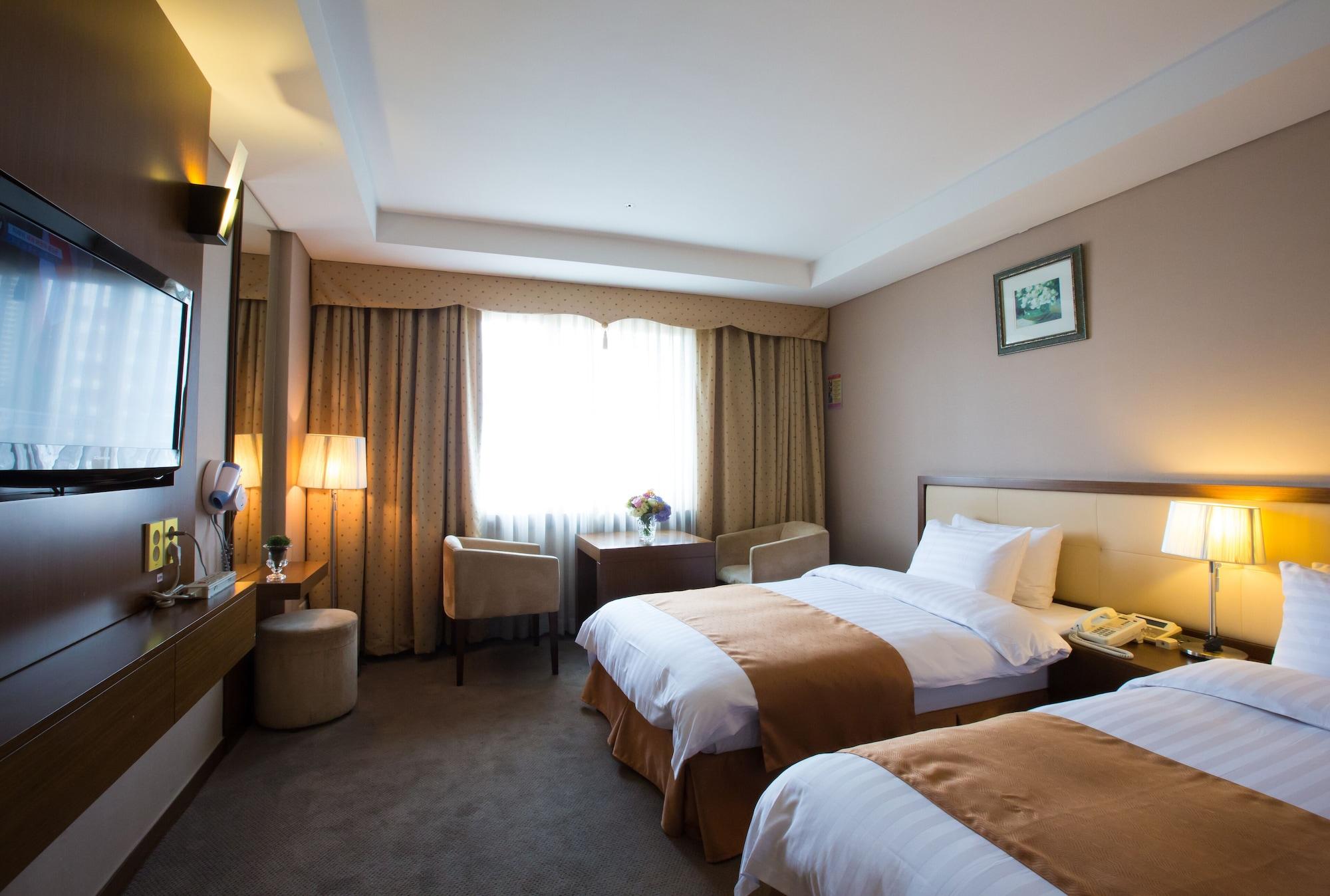 Samjung Hotel 4*