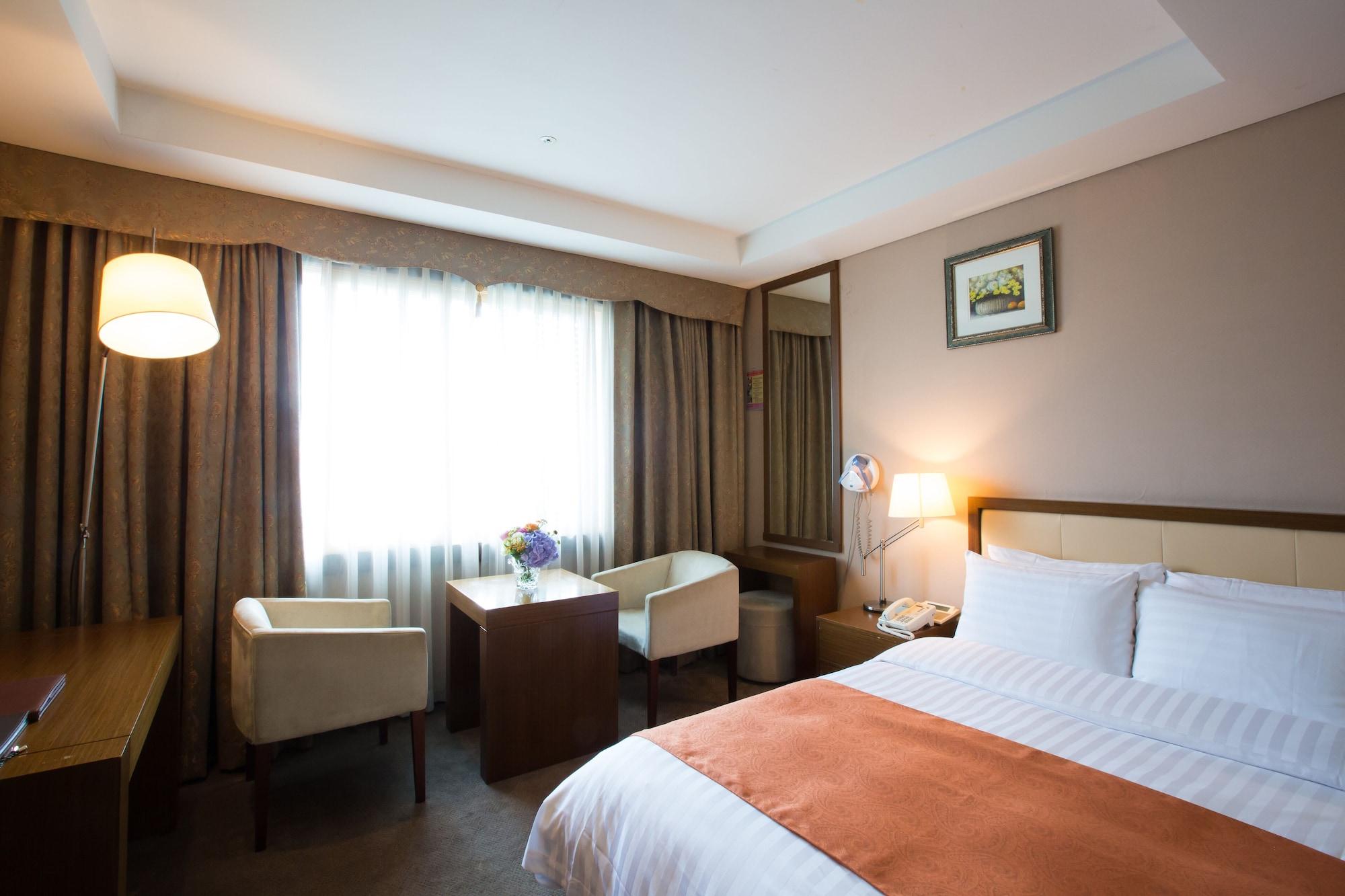Samjung Hotel