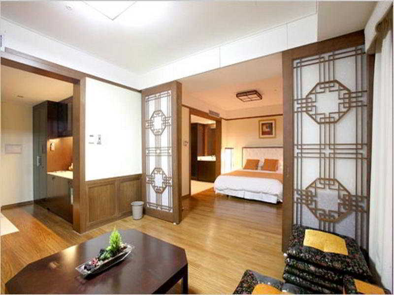 Samjung Hotel 4*